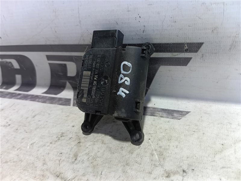 Сервопривод заслонки печки Volkswagen Passat 2006 B6