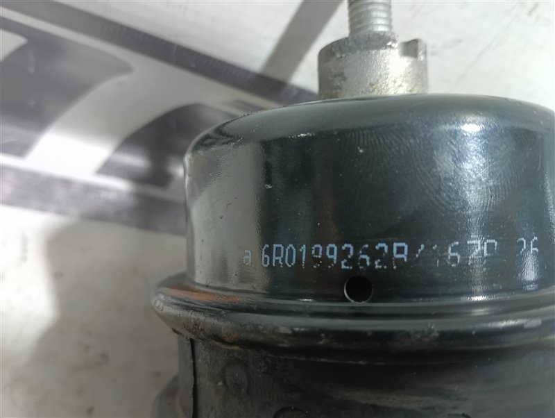 Подушка двигателя Skoda Fabia RS 2010