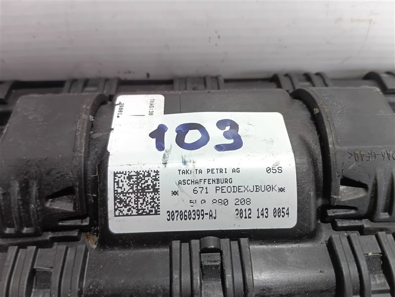 Подушка безопасности пассажирская Skoda YETI 2012