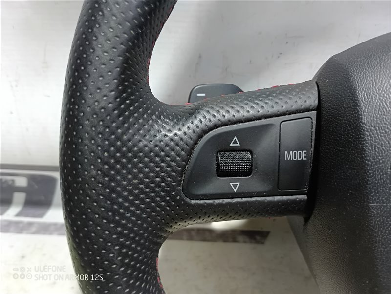 Руль с подрулевыми лепестками Audi Q7 2008 4L