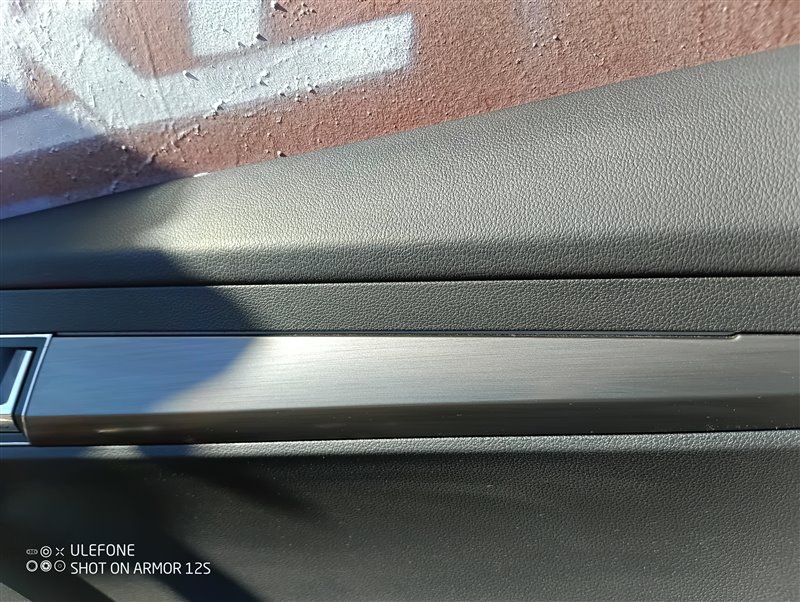 Обшивки дверей Skoda Karoq 2018
