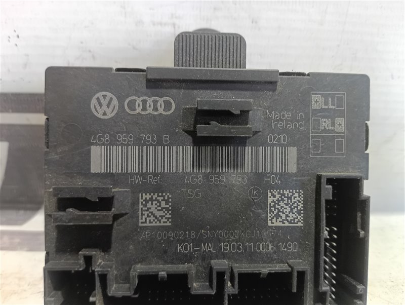 Блок управления двери Audi A6 2012 C7