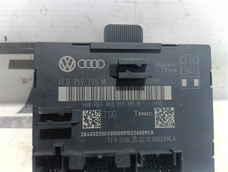 Блок управления двери Audi A6 2010 C6