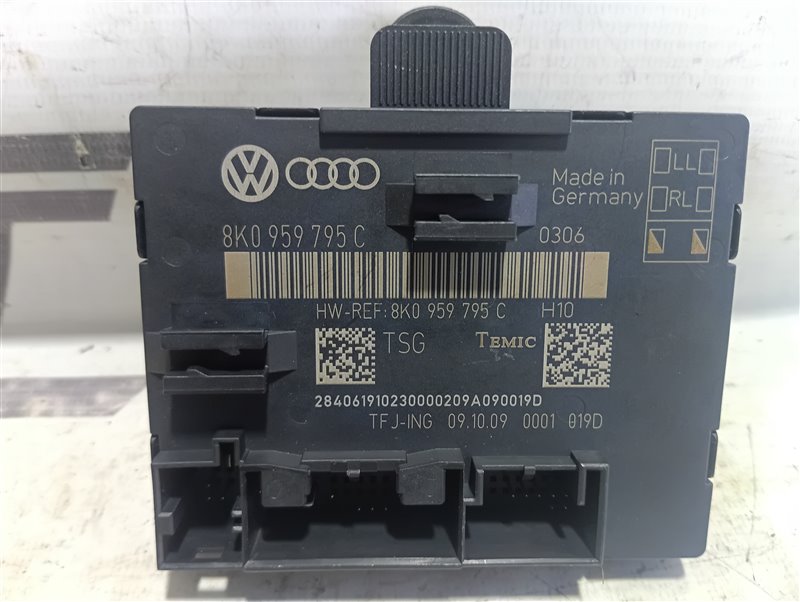 Блок управления двери Audi A4 2010 B8