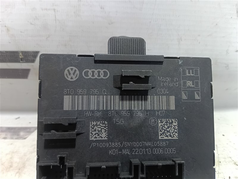Блок управления двери Audi A5 2013 8T