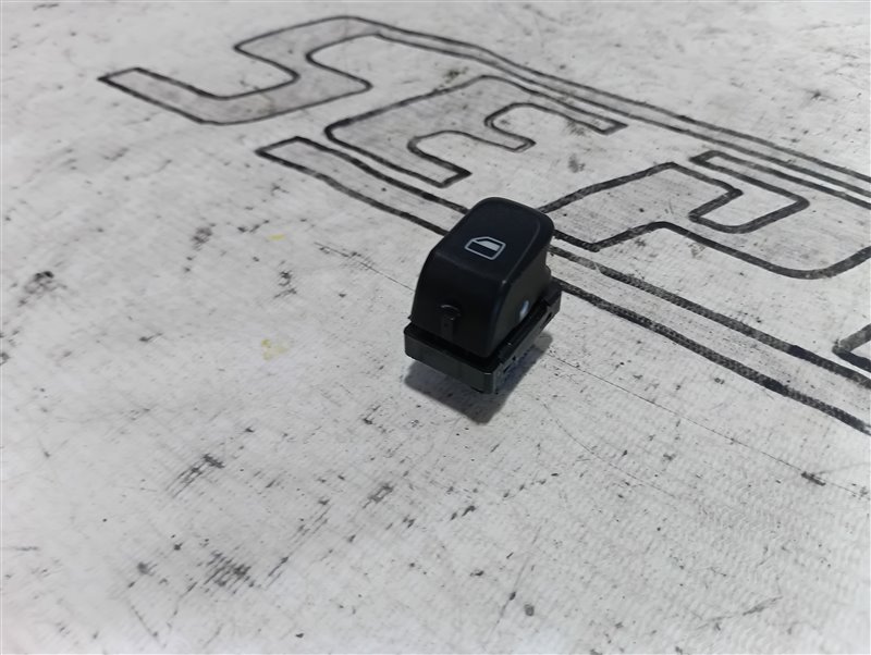 Кнопка стеклоподъемника Audi A5 2012 8T