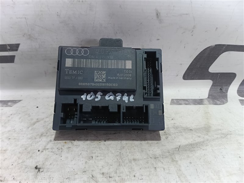 Блок управления двери Audi Q7 2008 4L