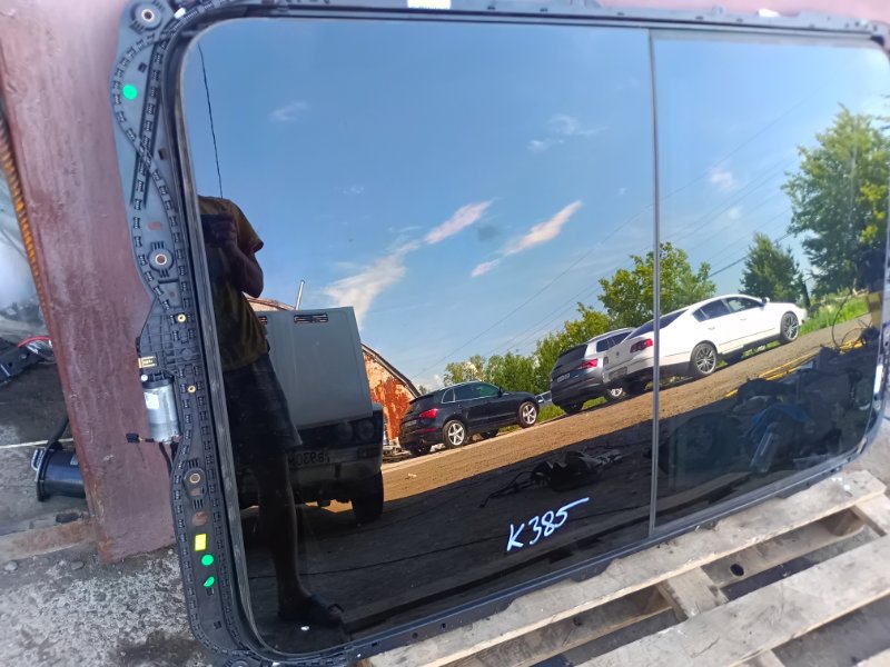 Панорамный люк Skoda Karoq 2018