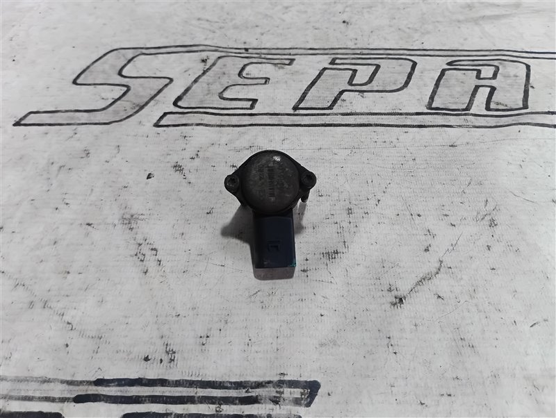 Клапан сервотроника Audi Q7 2008 4L