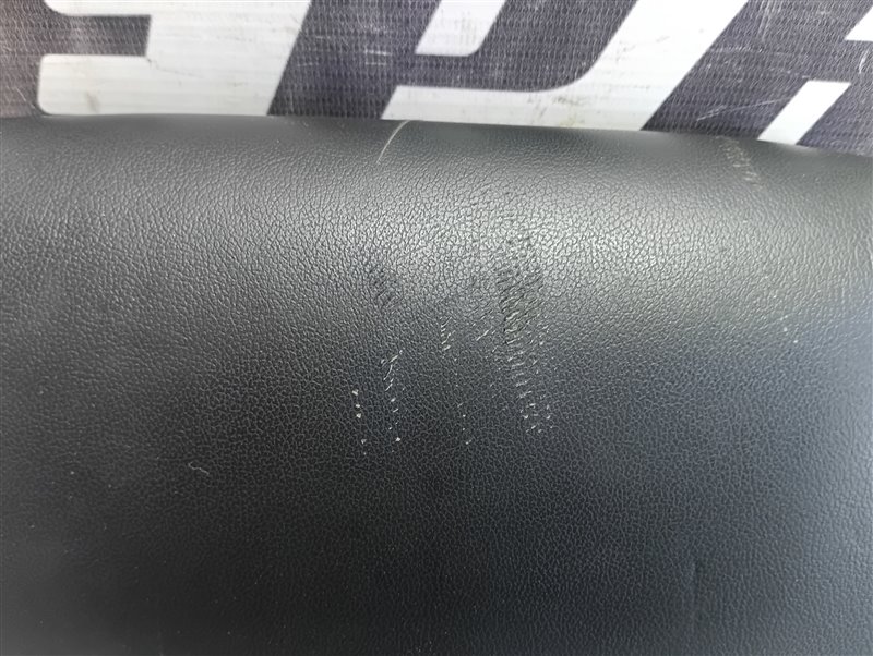 Подголовник сиденья Audi Q7 2008 4L
