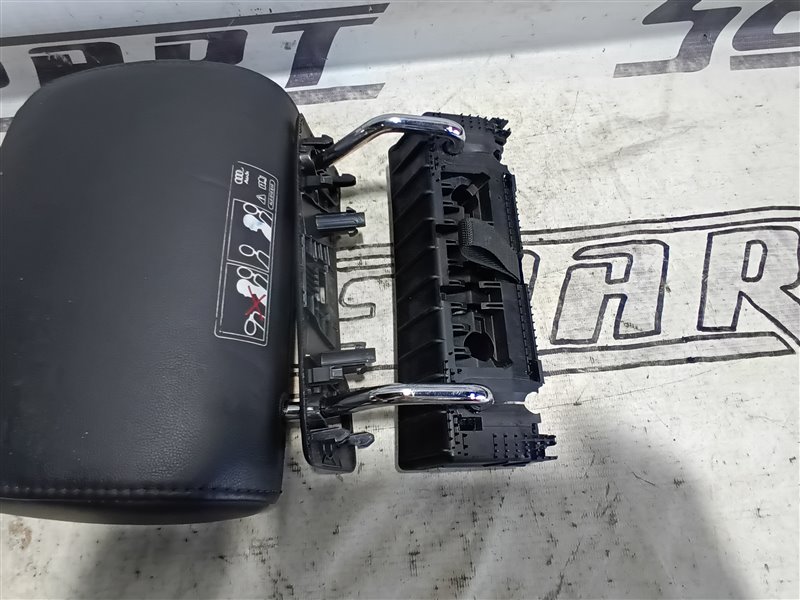 Подголовник сиденья Audi Q7 2008 4L
