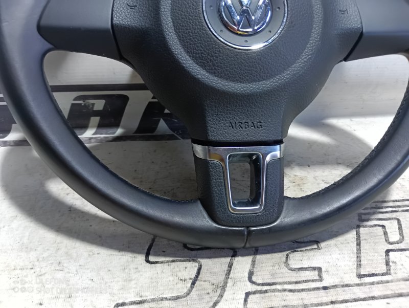 Руль Volkswagen Touran 2011 1T