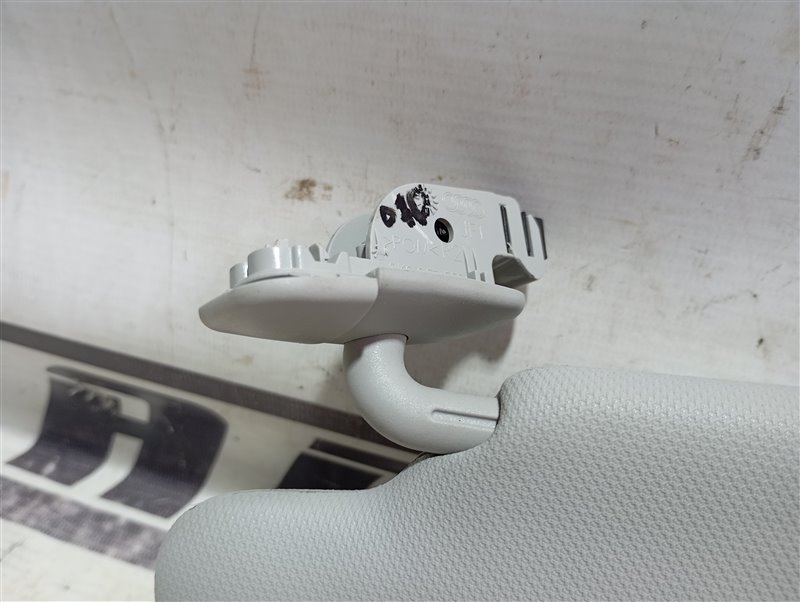Козырек солнцезащитный Audi Q3 2012 8U