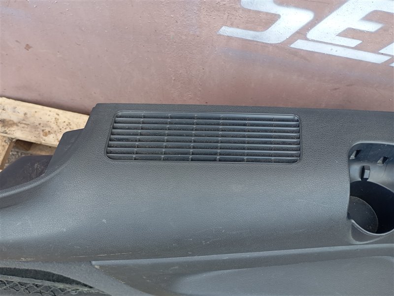 Обшивка багажника Audi Q7 2008 4L