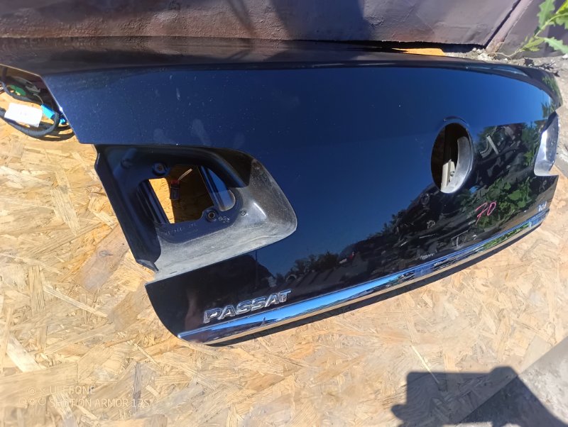 Крышка багажника Volkswagen Passat 2012 B7