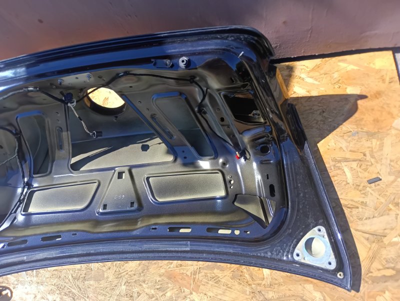 Крышка багажника Volkswagen Passat 2012 B7
