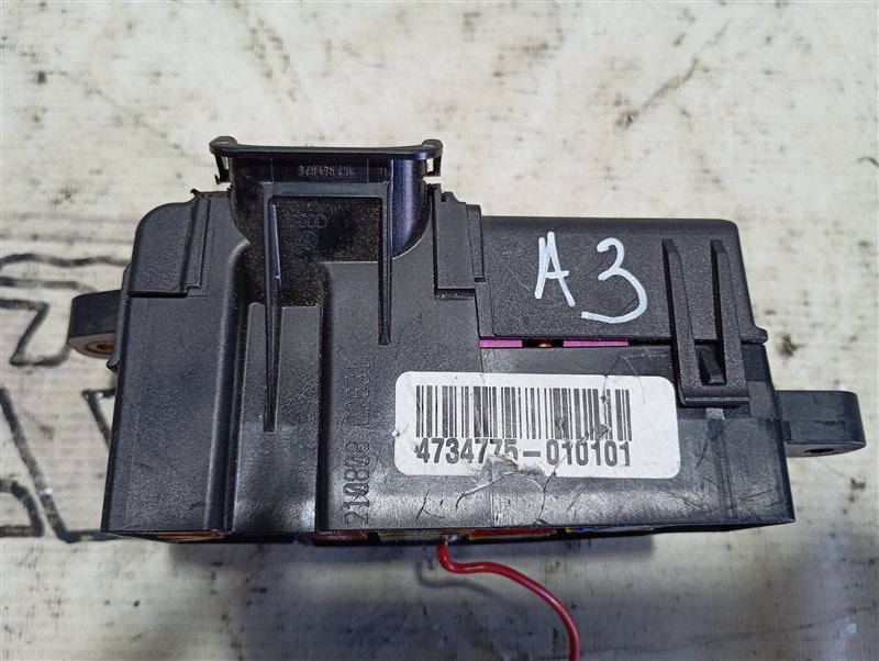 Блок предохранителей Audi A3 2009 8P