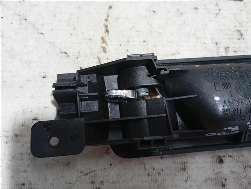 Ручка двери внутренняя Volkswagen Passat 2002 B5