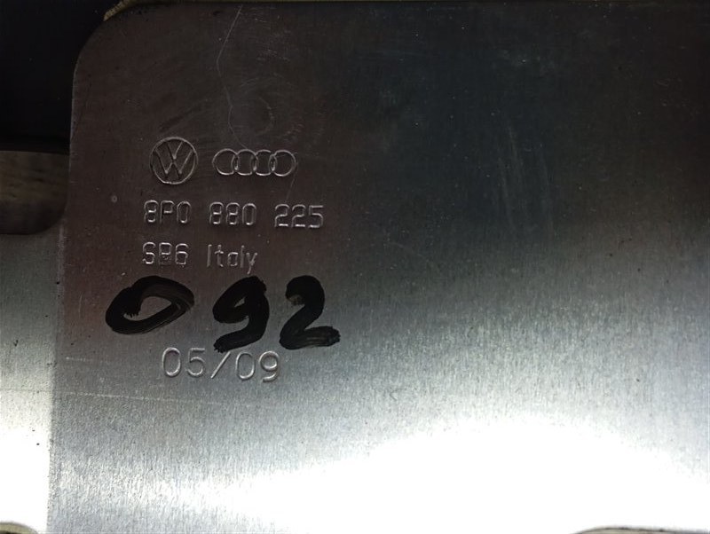 Кожух рулевой колонки Audi A3 2009 8P
