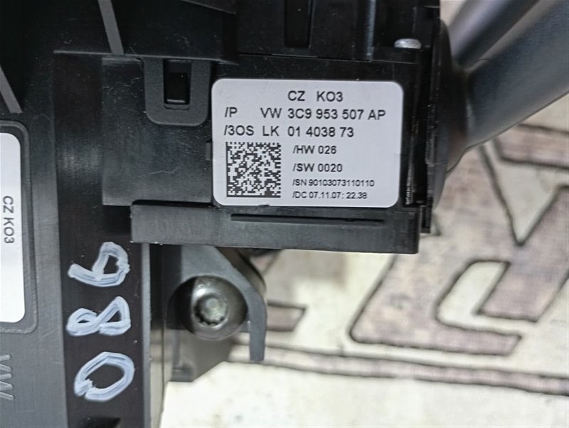 Переключатели подрулевые с круиз-контролем Volkswagen Passat 2008 B6