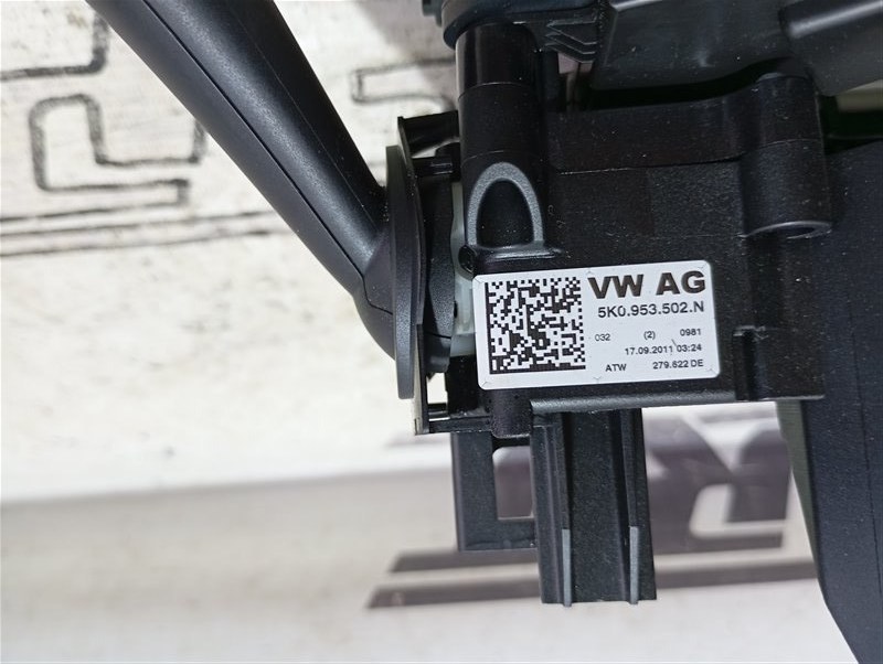 Переключатели подрулевые Volkswagen Tiguan 2012 5N