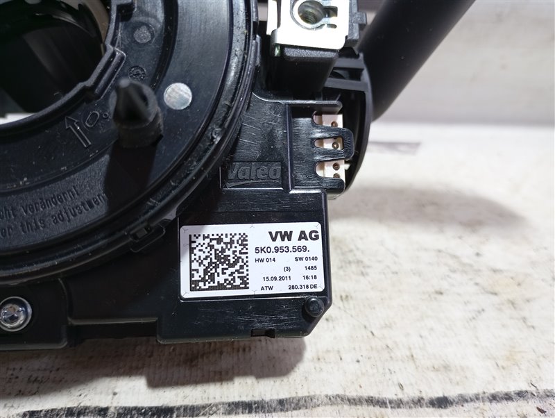 Переключатели подрулевые Volkswagen Tiguan 2012 5N