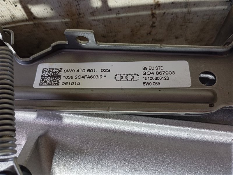 Колонка рулевая Audi A4 2016 B9