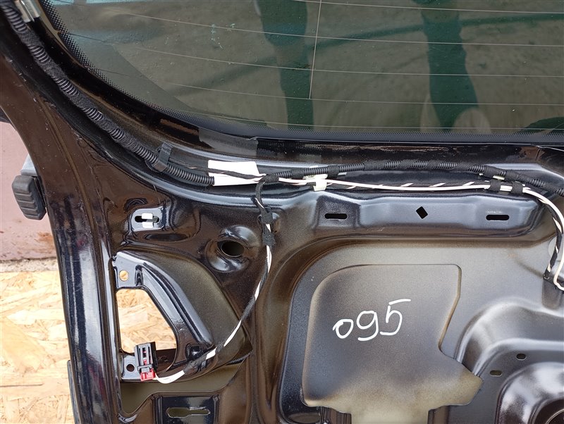Крышка багажника Volkswagen Tiguan 2012 5N