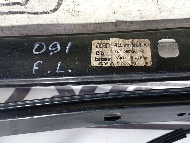 Стеклоподъемник Audi Q7 2010 4L