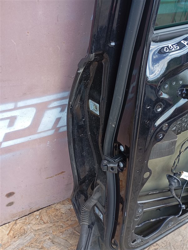 Дверь Volkswagen Tiguan 2012 5N