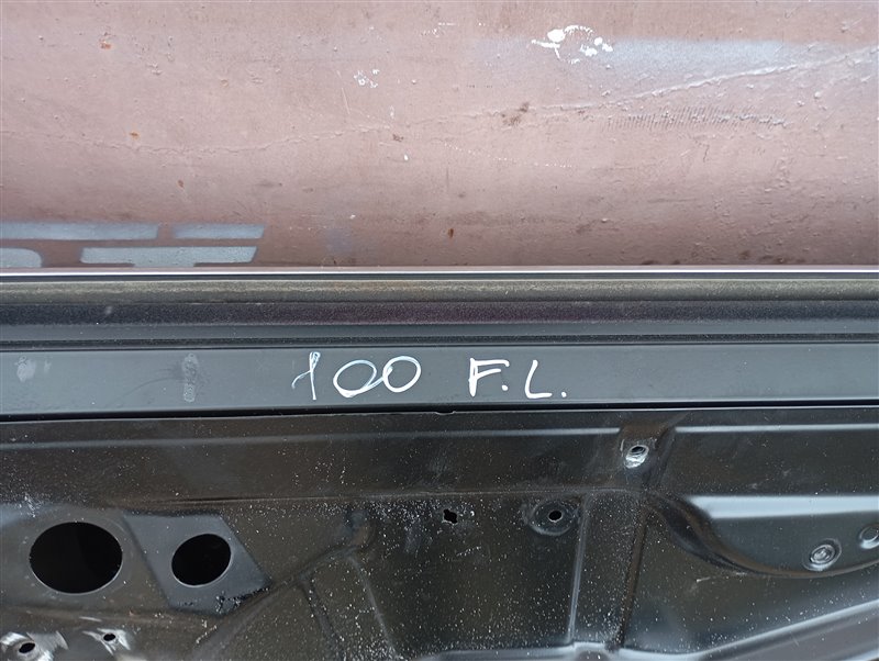 Дверь Volkswagen Touareg 2008
