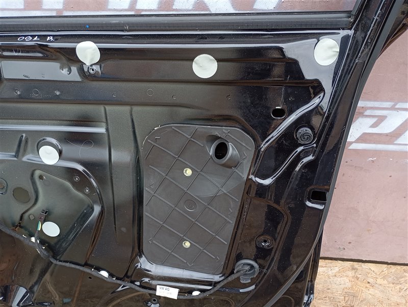 Дверь Audi Q7 2010 4L