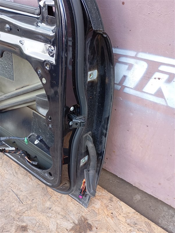 Дверь Volkswagen Tiguan 2012 5N