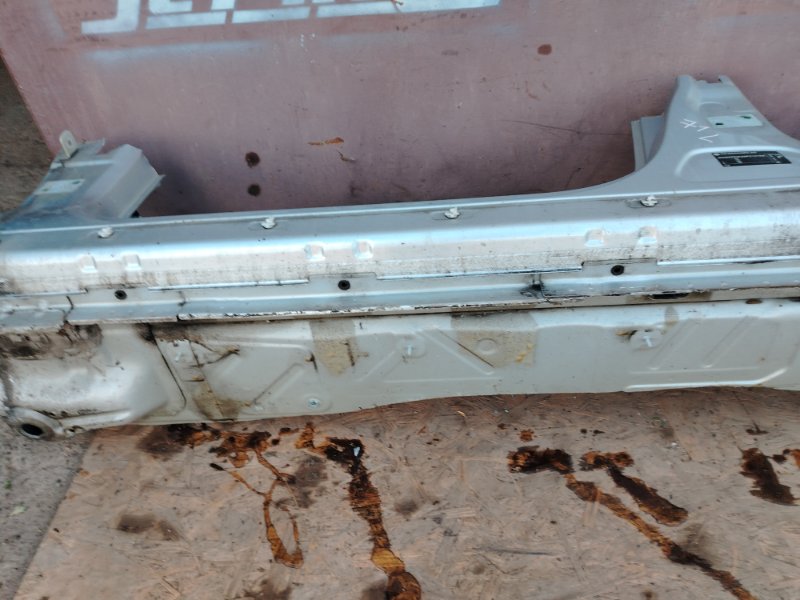 Порог Volkswagen Passat 2006 B6