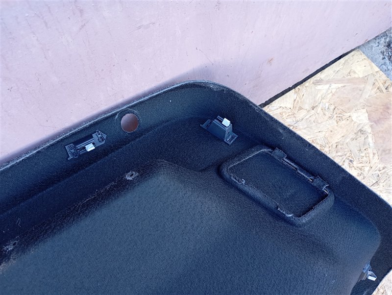 Обшивка крышки багажника Volkswagen Passat 2008 B6