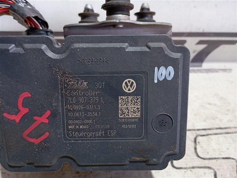 Блок ABS Volkswagen Touareg 2008