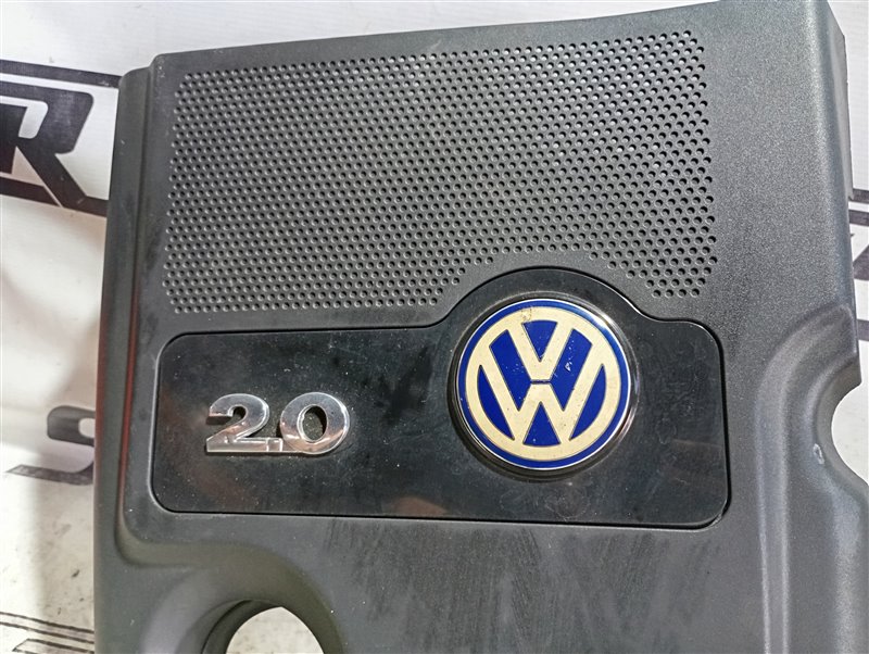 Крышка двигателя декоративная Volkswagen Passat 2002 B5
