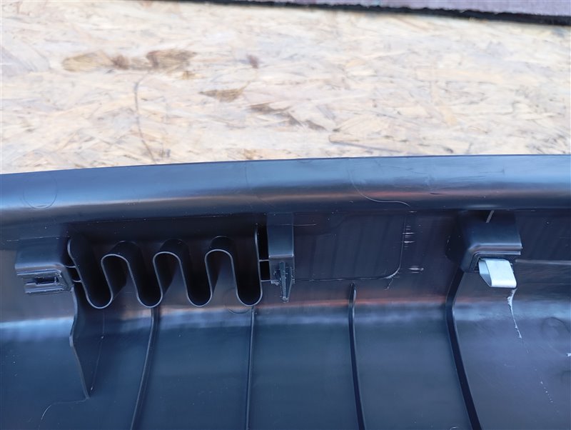 Накладка порога багажника Audi A6 2011 C7