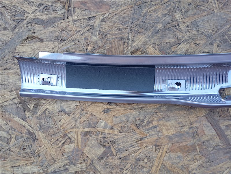 Накладка порога багажника Volkswagen Passat 2002 B5