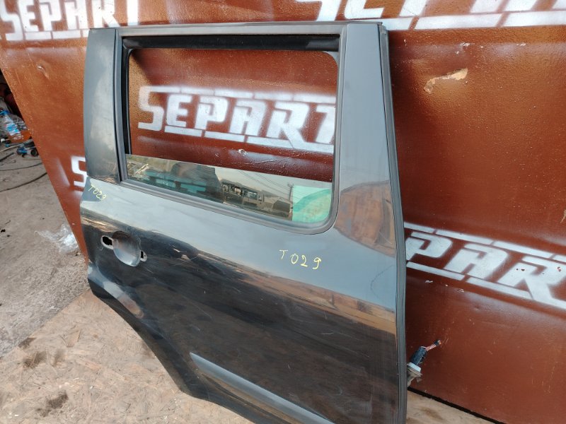 Дверь Skoda YETI 2011