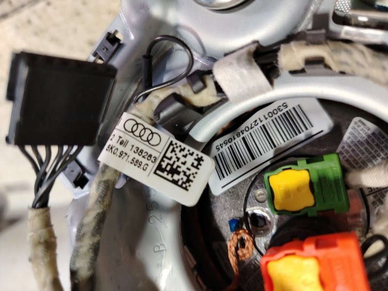 Подушка безопасности в руль Audi A4 2010 B8
