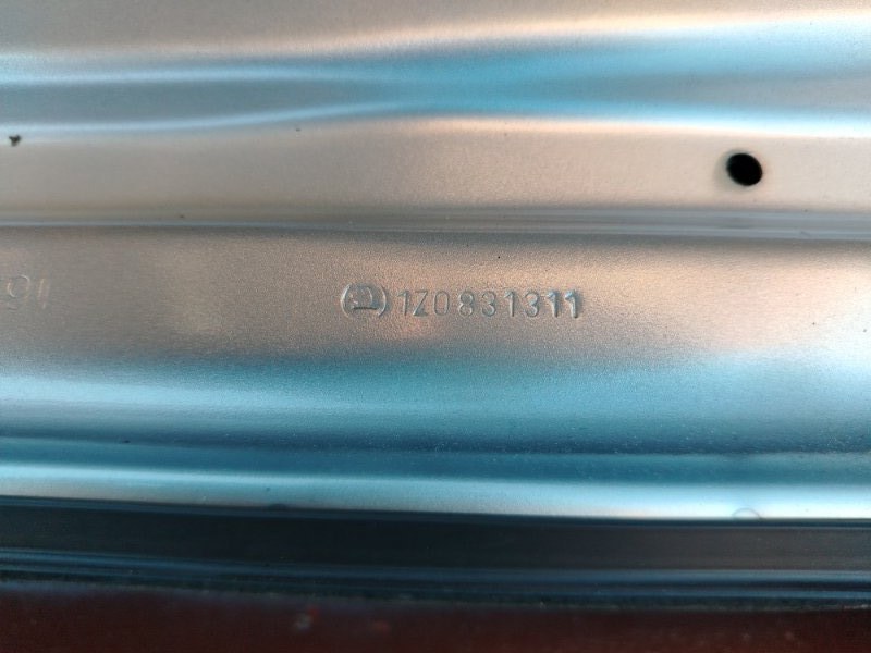 Дверь Skoda Octavia 2009