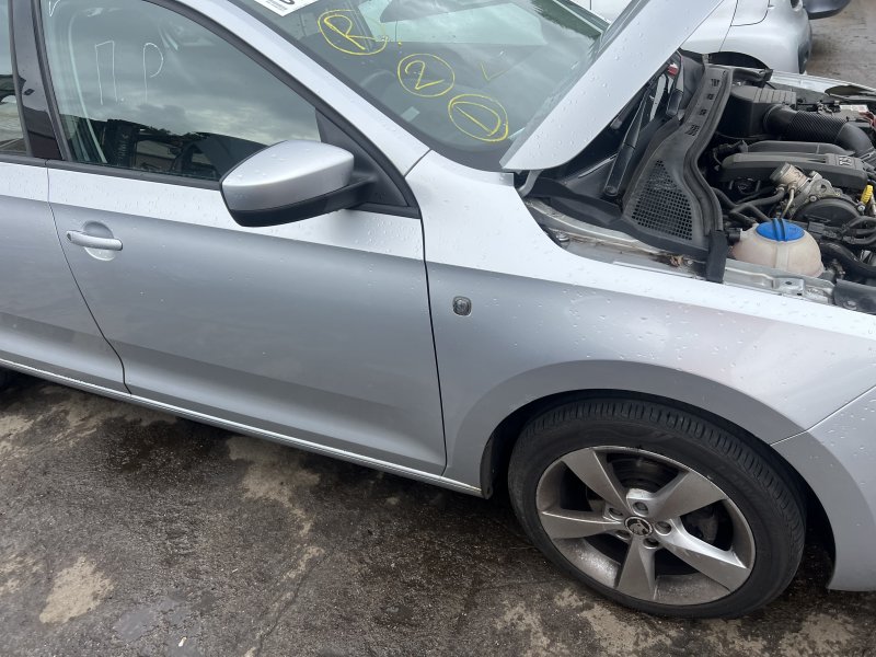 Skoda Rapid 1.2 CBZB 2014 Skoda Rapid 2014