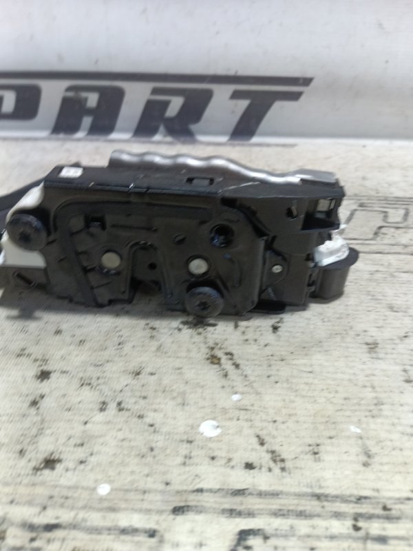 Замок двери Skoda YETI 2013