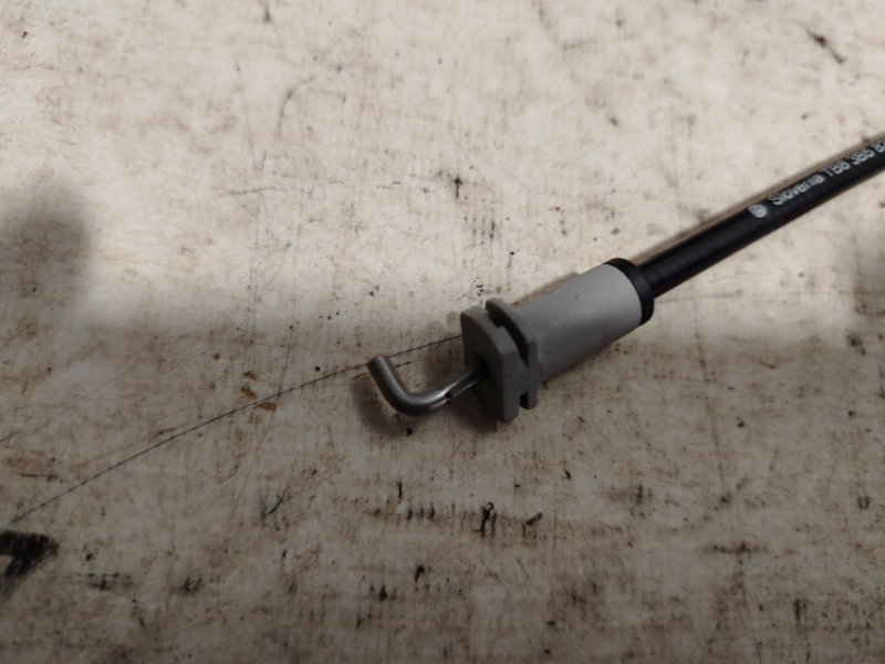 Трос замка багажника Volkswagen Passat 2002 B5