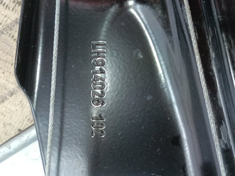 Стеклоподъемник Skoda YETI 2013