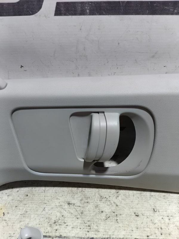 Обшивка стойки центральной Volkswagen Tiguan 2019