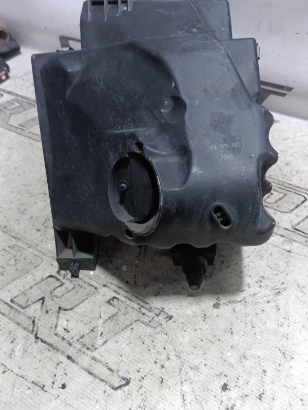 Корпус фильтра воздушного Volkswagen Passat 2002 B5