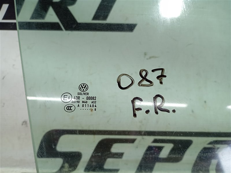 Стекло двери Volkswagen Passat 2008 B6