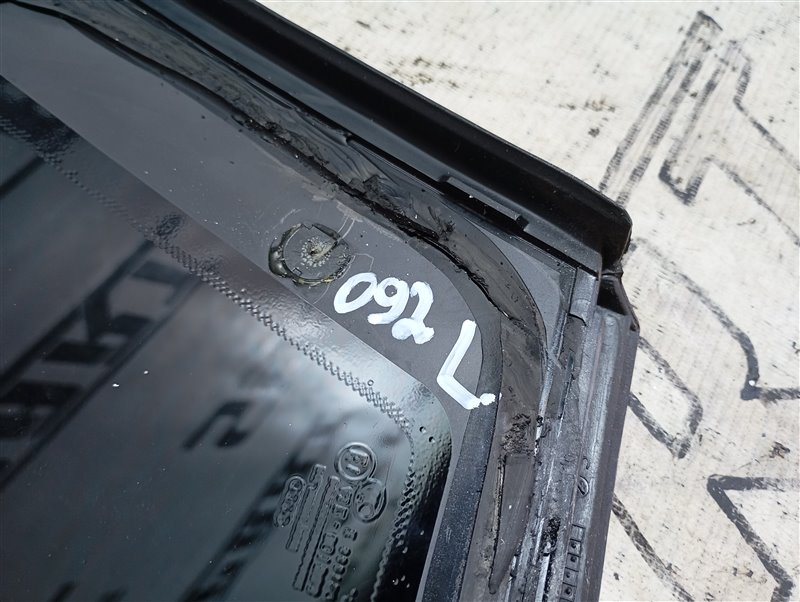 Стекло кузовное Audi A3 2009 8P